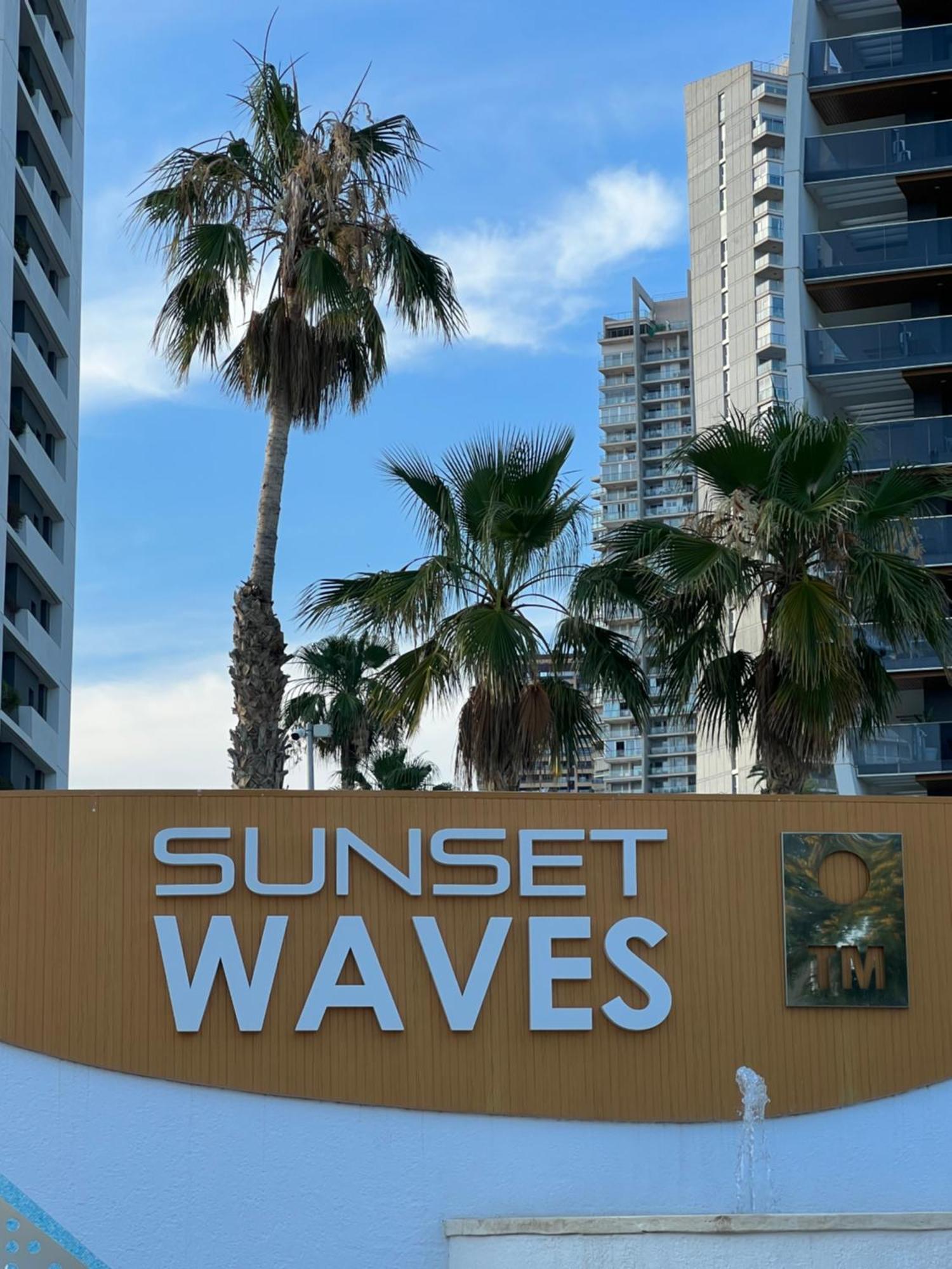 Apartment Sunset Waves Poniente Benidorm Bagian luar foto